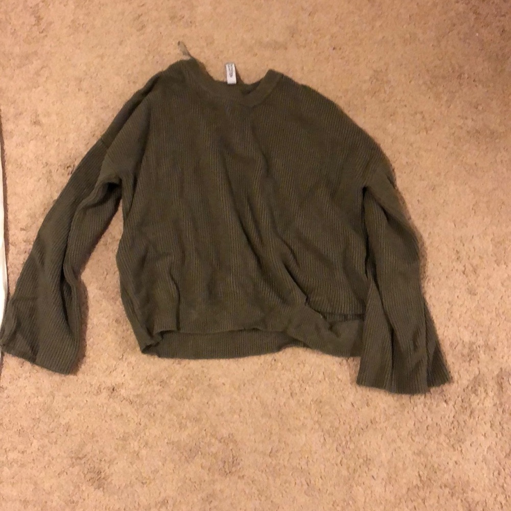 Lord and Taylor Brand OLIVE sweater